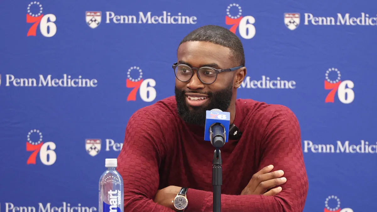 El debut de Jaylen Brown en el boxeo plantea una pregunta más importante para los Sixers