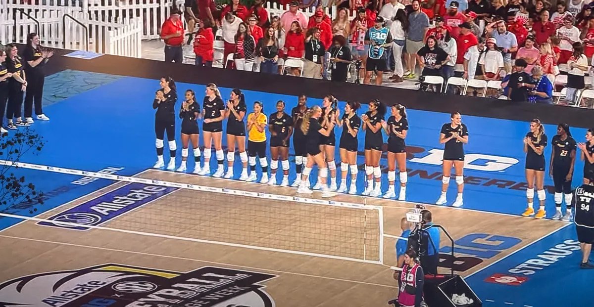 Mizzou Volleyball deja atrás a Wrigley y se dirige al No. 5 Louisville