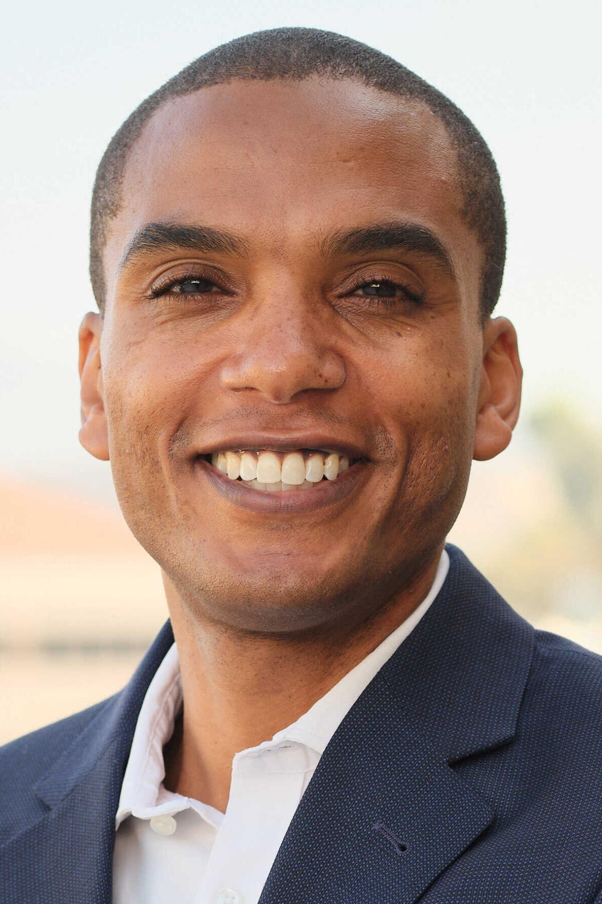 Randall Winston se postula para el puesto 6 en la Junta Directiva de Los Angeles Community College.