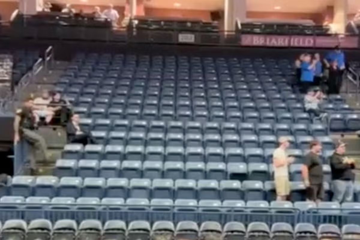 Colapso en la Casa Blanca después de que Kaitlan Collins