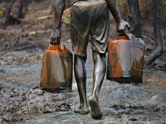 Delta Oil Discovery provocó una disputa por la tierra cuando la familia Adhakapur rechazó el contrato de arrendamiento
