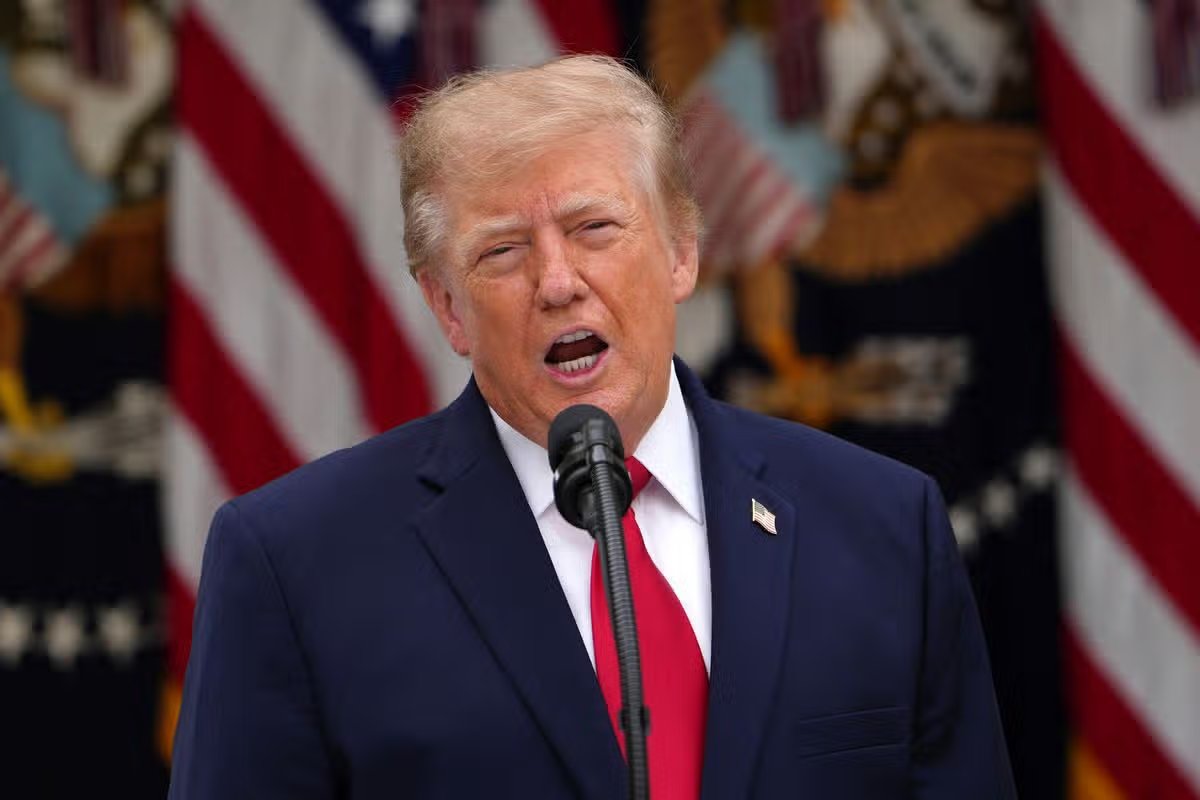 Trump revela que podría ser acusado de "una cosa" si